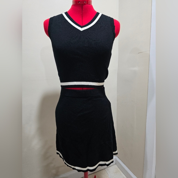 Sincerly Jules Dresses & Skirts - Sincerely Jules Black and White Skirt